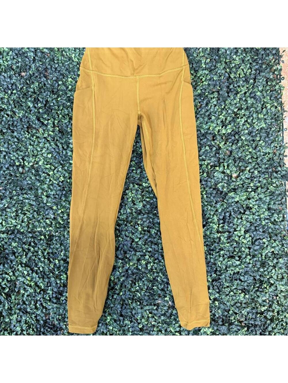 Lululemon leggings womens size 6